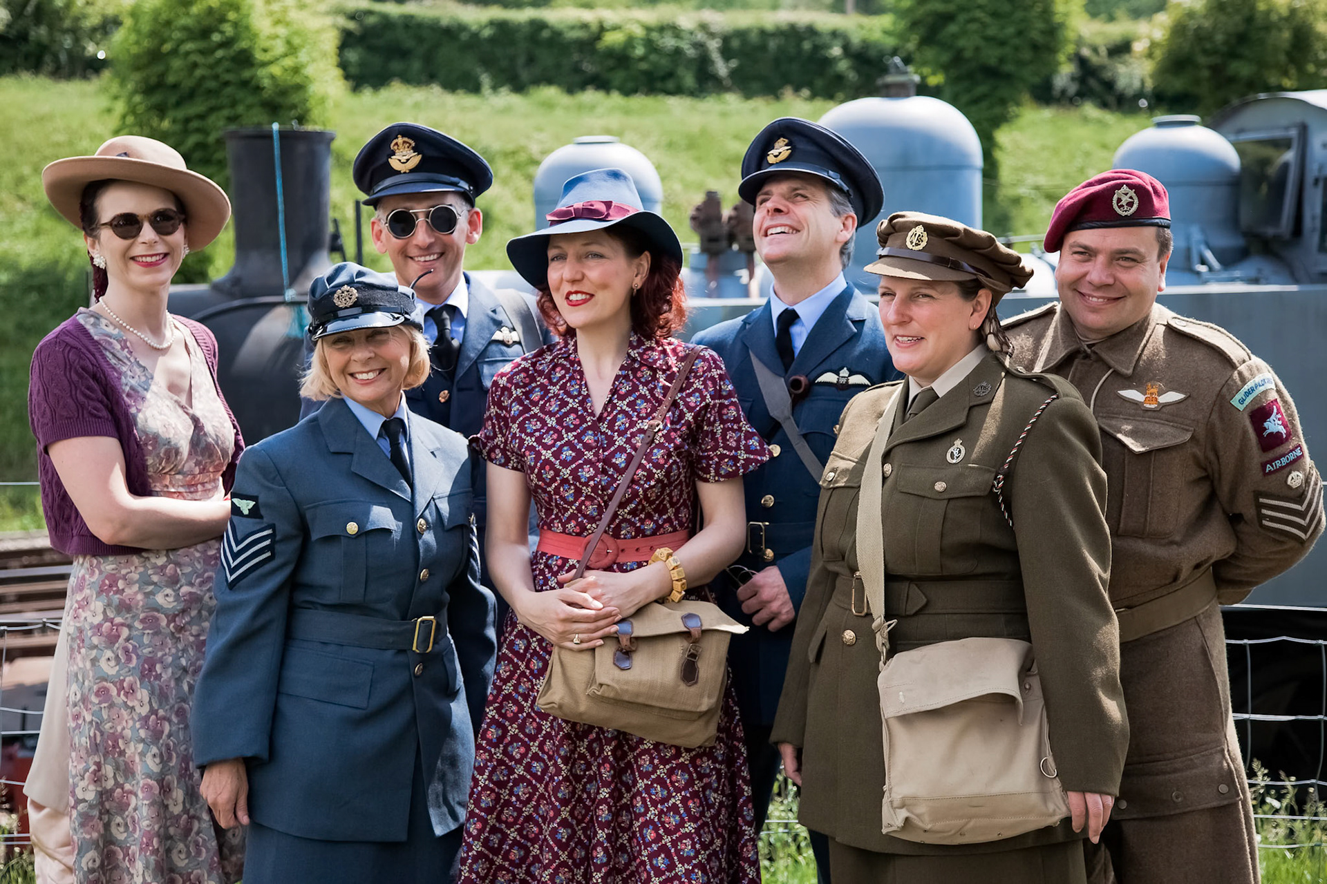 Friends Reunited 1940's Style