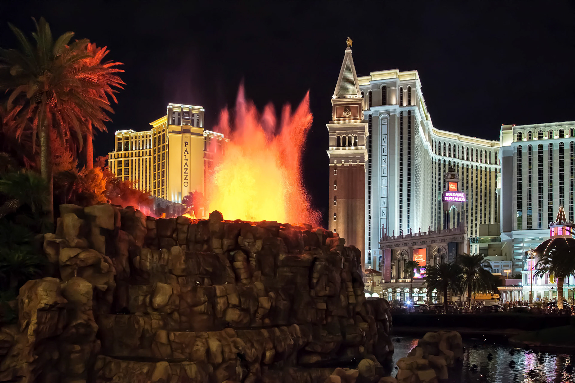 Volcano at the Mirage Hotel Las Vegas