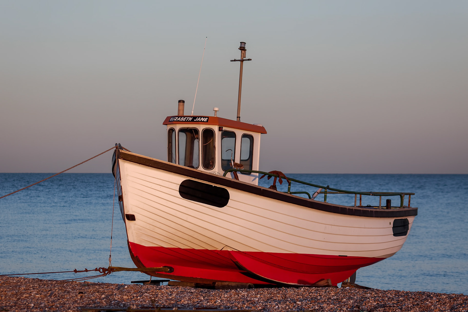 DUNGENESS, KENT/UK _ DECEMBER 17 :  Fishing Boat on Dungeness Beach in Kent on December 17, 2008
